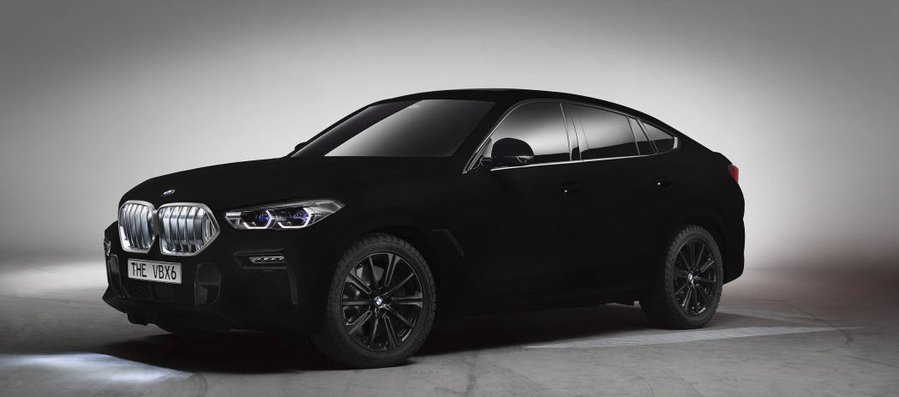 BMW prezanton veturën më të zezë në botë