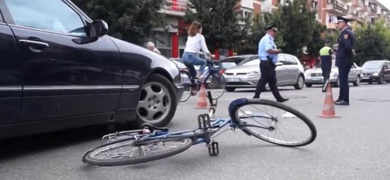 Tre aksidente për 10 minuta në Tiranë, çfarë po ndodh në kryeqytet