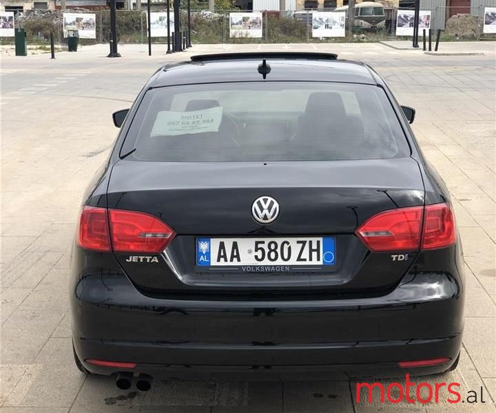 2014 Volkswagen Jetta në Tiranë, Shqipëri - 4