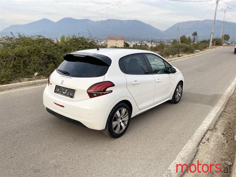 2018 Peugeot 208 in Tirane, Albania - 3