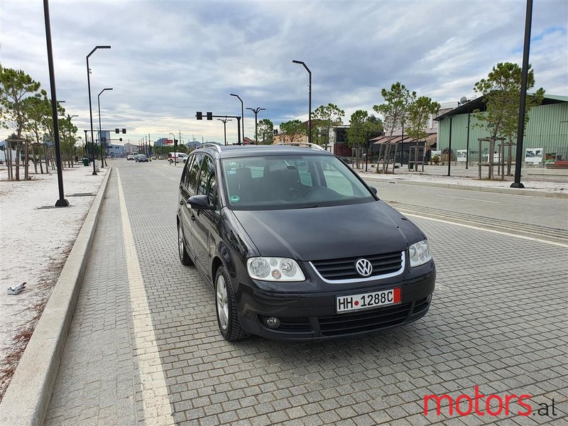 2006 Volkswagen Touran in Tirane, Albania - 2