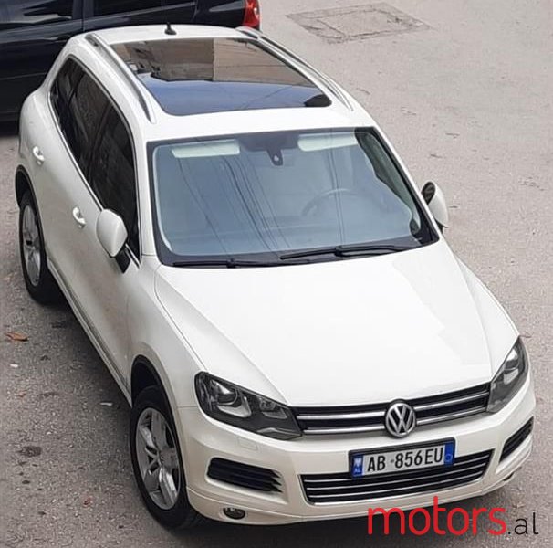 2013 Volkswagen Touareg in Fier, Albania - 5